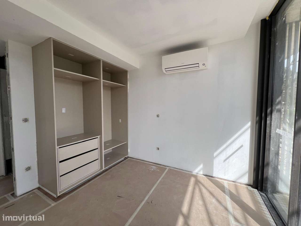 T2 NOVO com 2 Frentes, 2 Varandas (9,7m2), 2 frentes, lugar de garagem-35