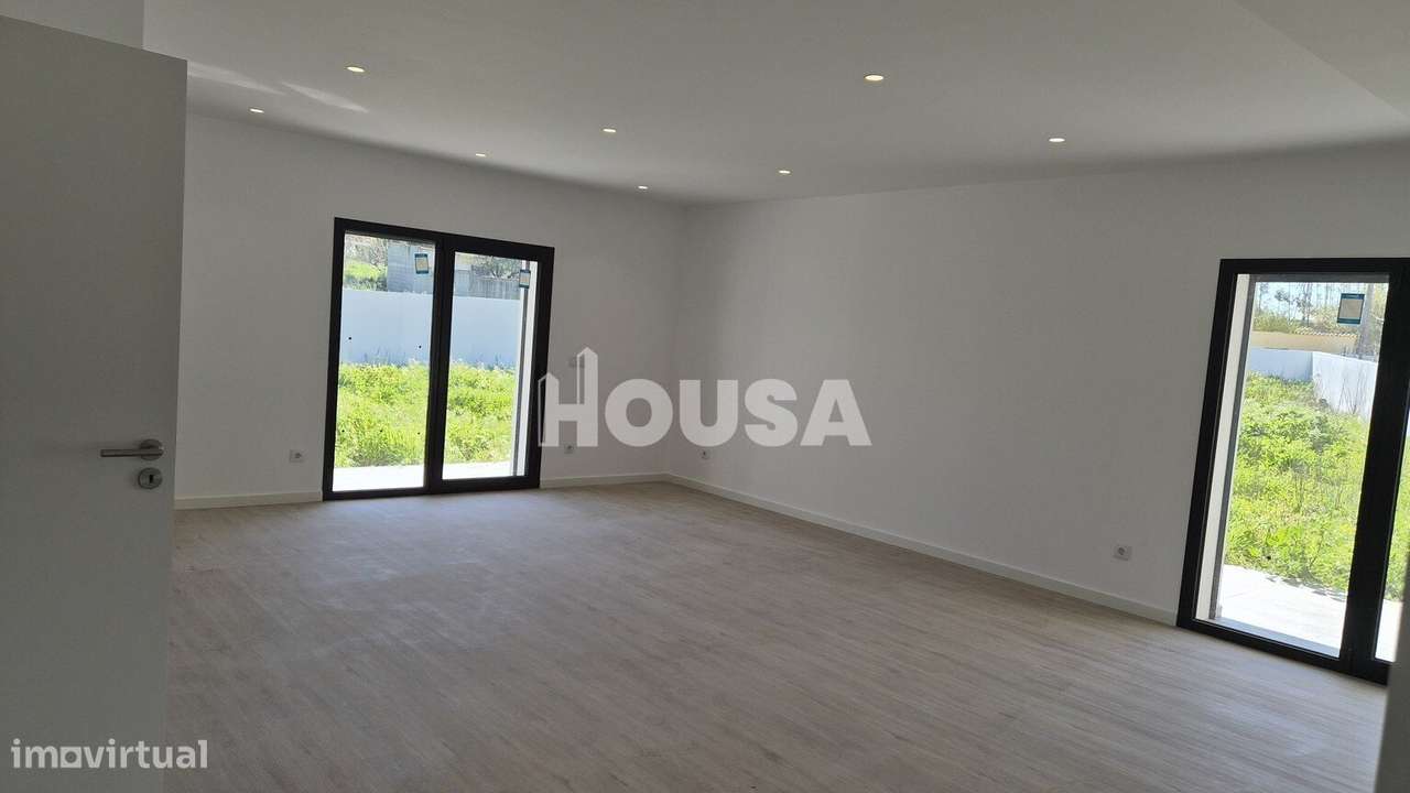 Moradia T3 Térrea Geminada – NOVA-34