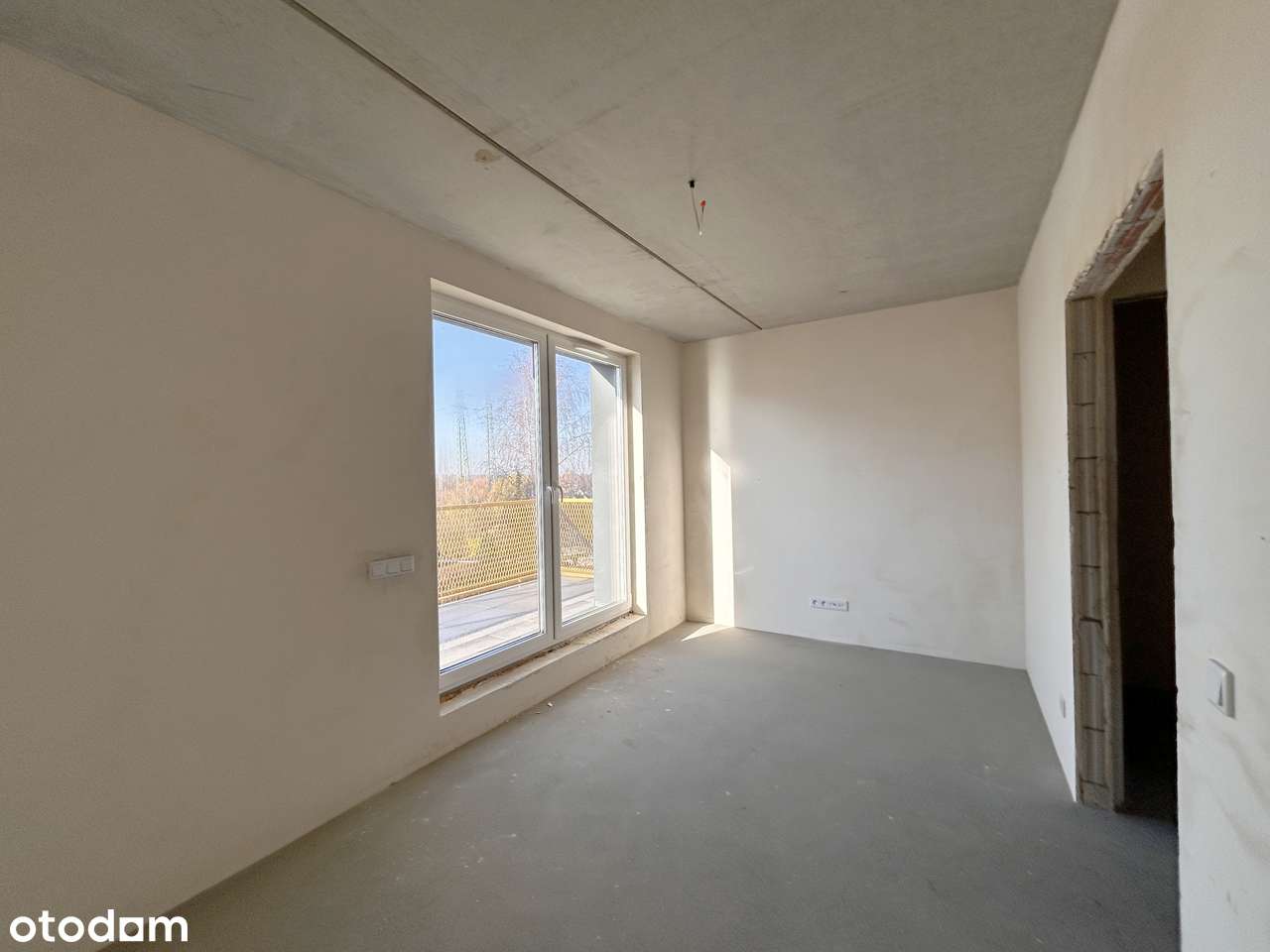 Unikatowa oferta. 3 kondygnacyjne z balkonem i ogródkiem-4