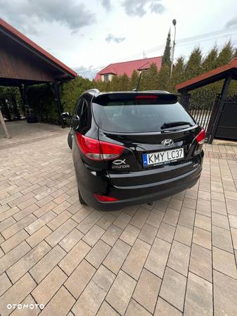 Hyundai ix35 2.0 CRDi 4WD Automatik Trend - 3