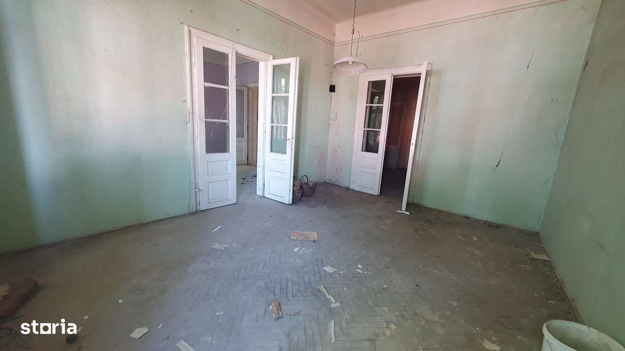 Vand apartament 5 camere zona Centrala - ID : RH-40460-property - Imagine principală: 1/17