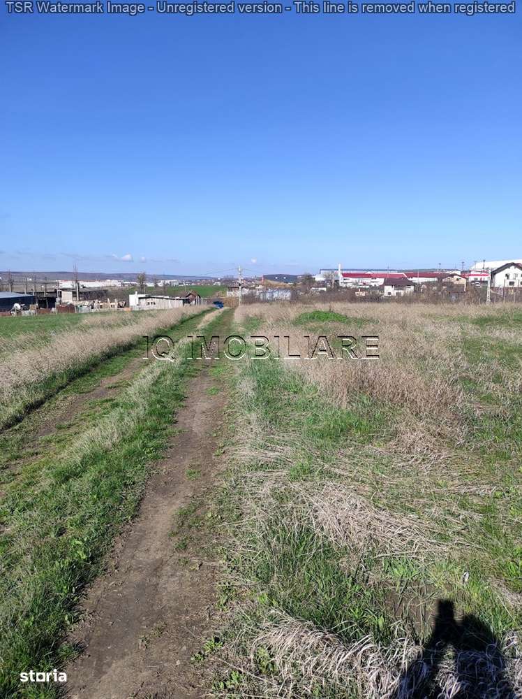 Teren industrial situat intre reprezenta Skoda - Zeelandia-0