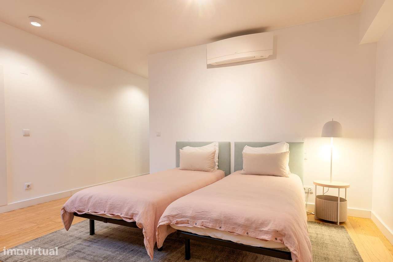 T2 Duplex de Charme no Chiado | 98m2 | Prédio Reabilitado-22