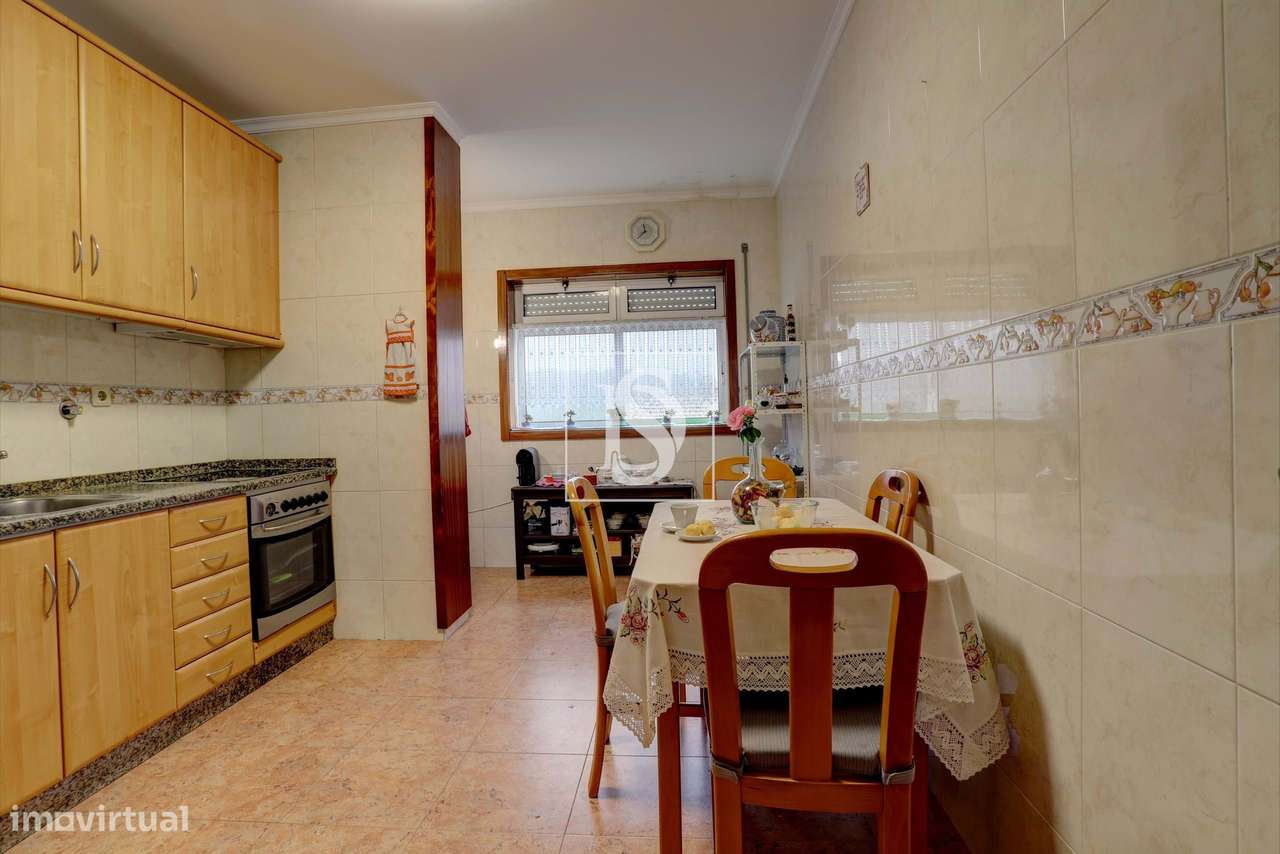 Apartamento T3 em Gião com terreno-13