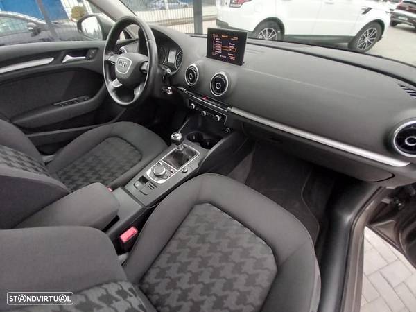 Audi A3 Sportback 1.6 TDI Attraction - 10