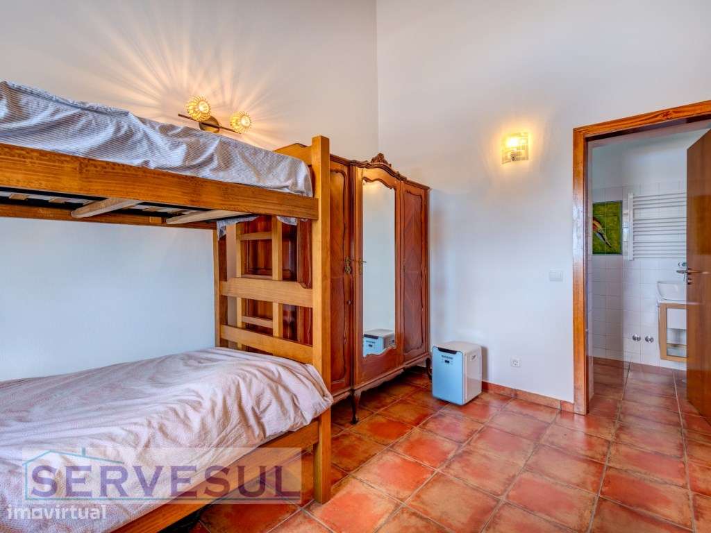 Luxuosa Moradia de luxo de 2 andares composta por 4 quartos, com um...-22