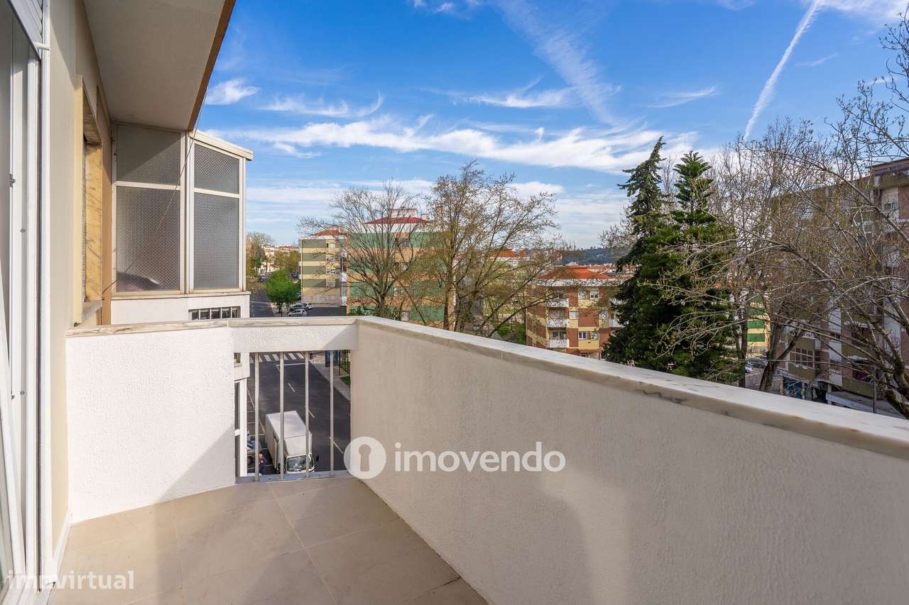 Apartamento T3 remodelado, com cozinha equipada, na Serra das Minas-16