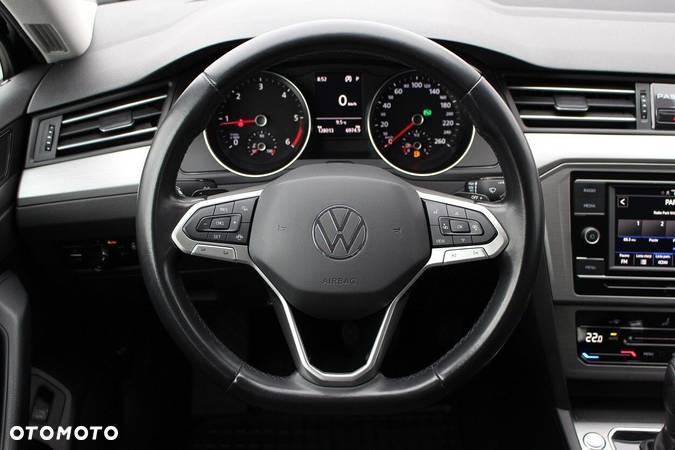 Volkswagen Passat 2.0 TDI EVO Essence DSG - 14