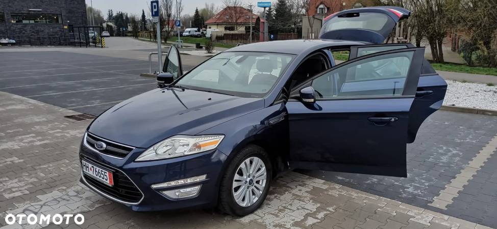 Ford Mondeo 2.0 TDCi Black Magic - 32