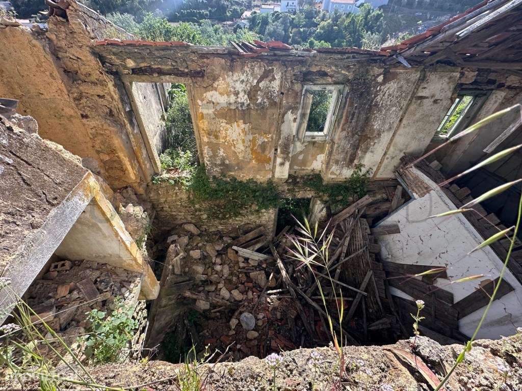 Moradia em Ruína P/Recuperar, Lousa - Loures, 178 m2-15
