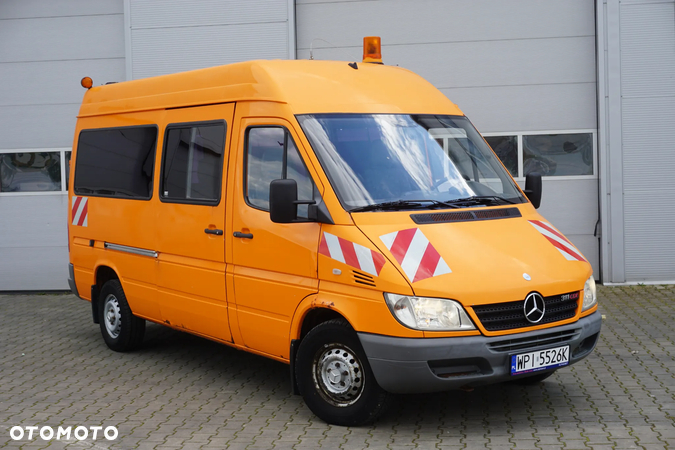 Mercedes-Benz Sprinter - 1