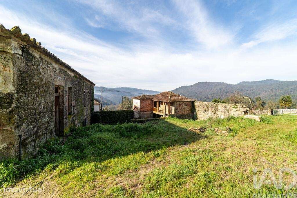 Casa / Villa em Santa Cruz da Trapa e São Cristóvão de Lafões de 210,0 - Grande imagem: 5/15