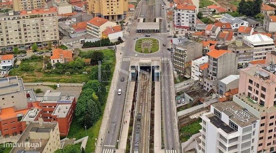T2 Moderno com Varanda e Garagem em Vila Nova de Gaia - Grande imagem: 4/7