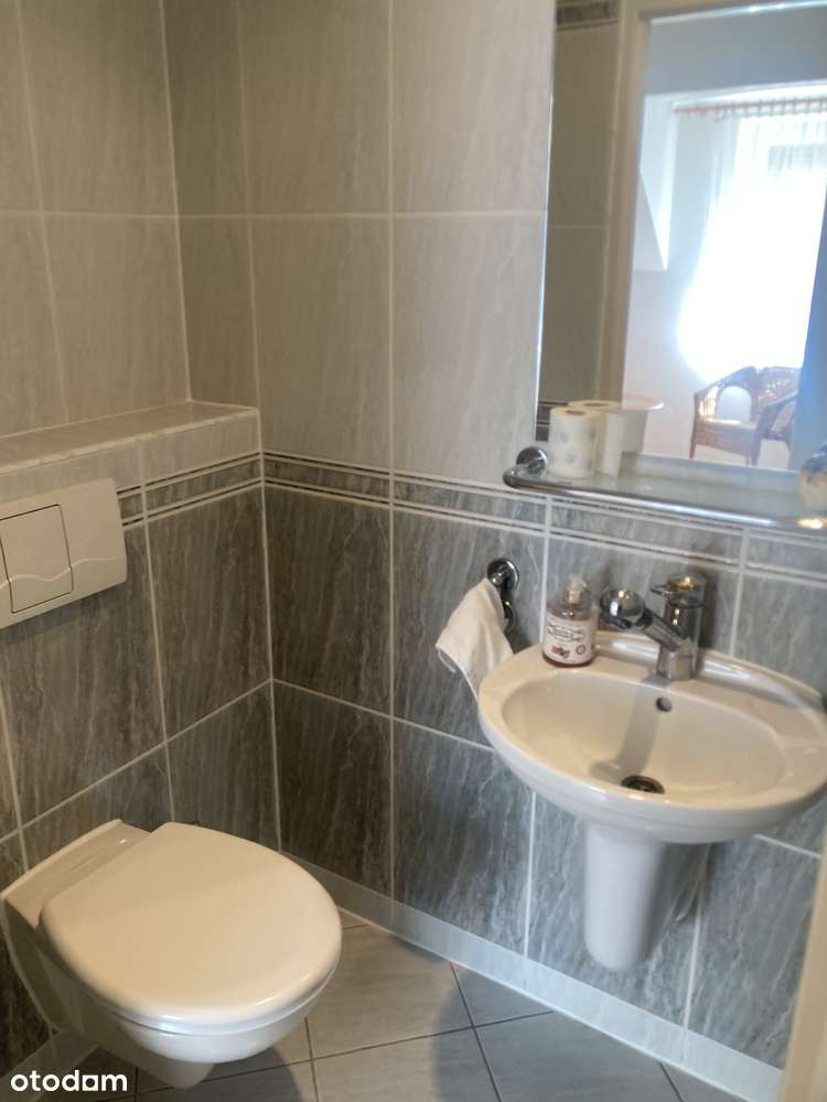 4 pokojowe mieszkanie w spokojnej dzielnicy, słońce od południa gratis-12