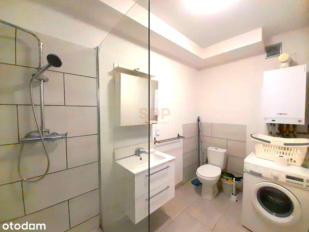 Przestronna kawalerka na wynajem - Pełny obrazek: 4/5