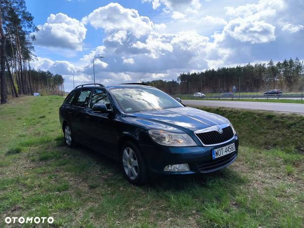 Skoda Octavia 1.6 Ambition - 4