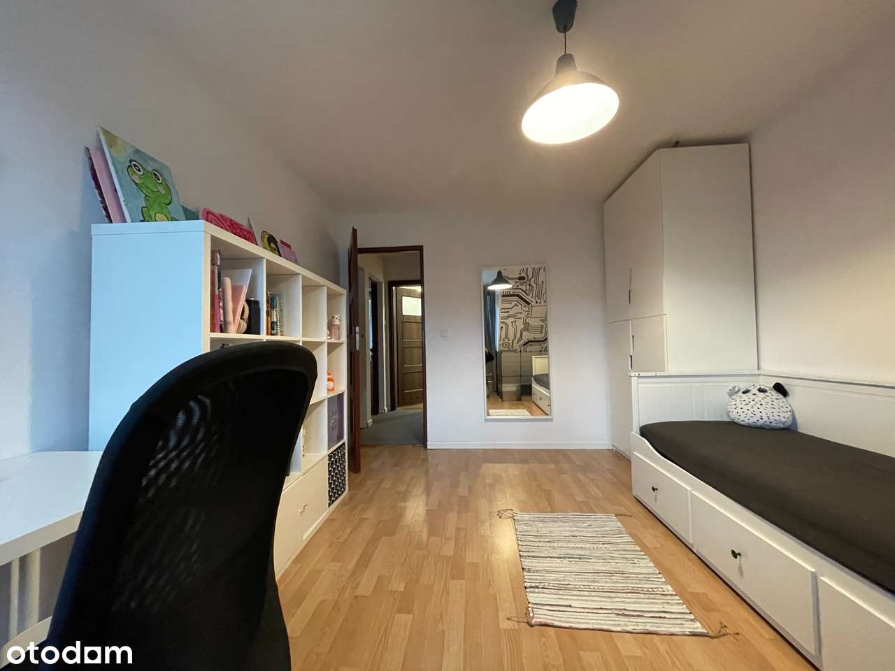 Zadbany dom w super lokalizacji, 6 pokoi-11