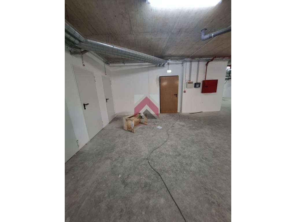 Apartamento T2 + Duplex Amplo + Terraço na Cobertura em Esgueira, A...-39