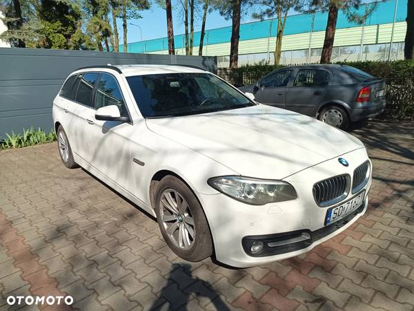 BMW Seria 5 518d - 10