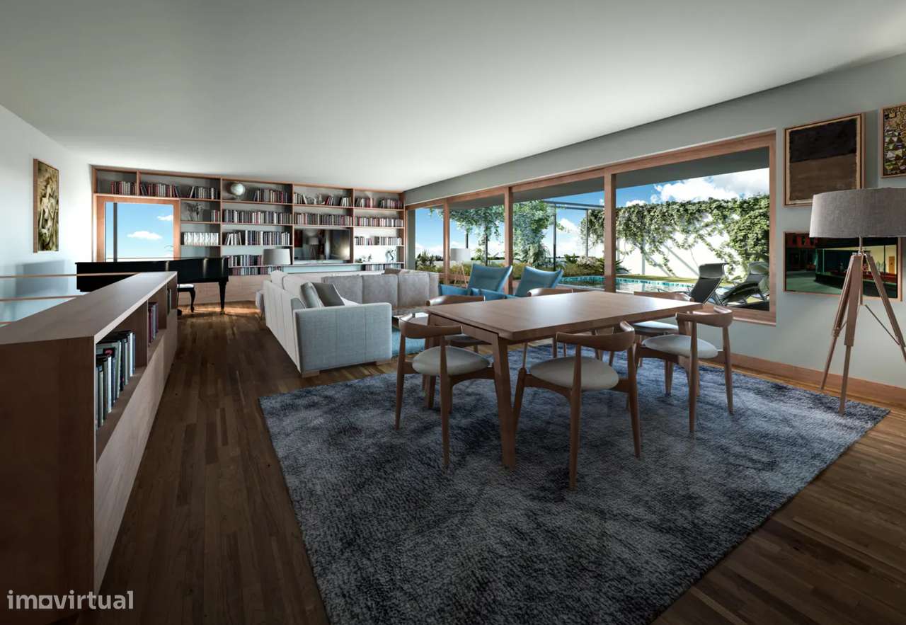 Moradia independente à venda na Foz Velha-0