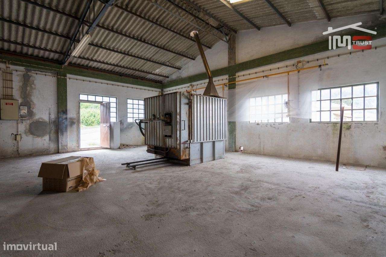 EXCELENTE ARMAZÉM PARA ATIVIDADE INDUSTRIAL EM MIRA DE AIRE - Grande imagem: 4/20
