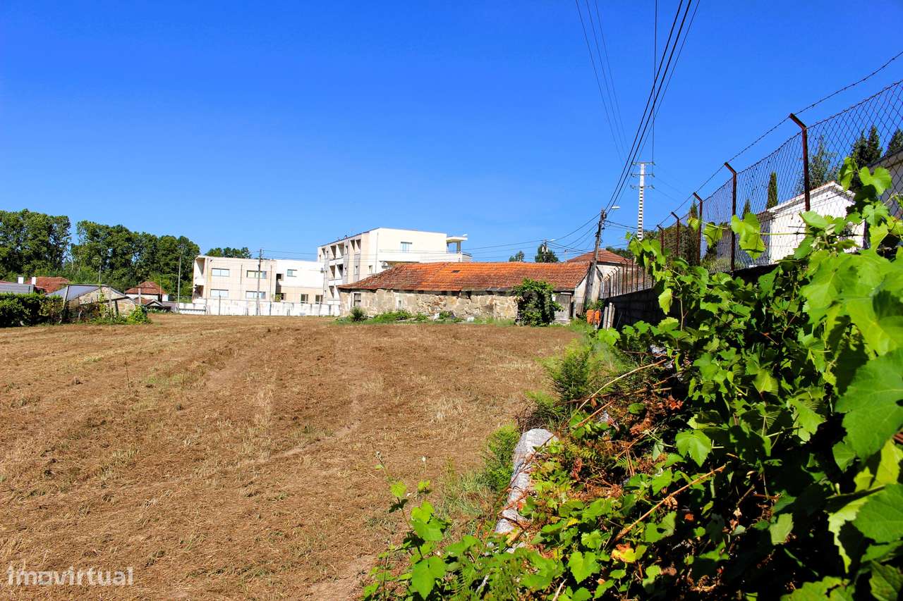 Terreno de Construção - Grande imagem: 5/19