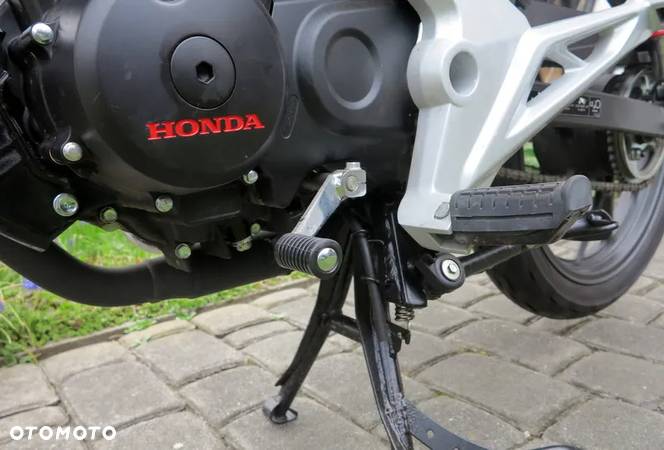 Honda CBF - 20