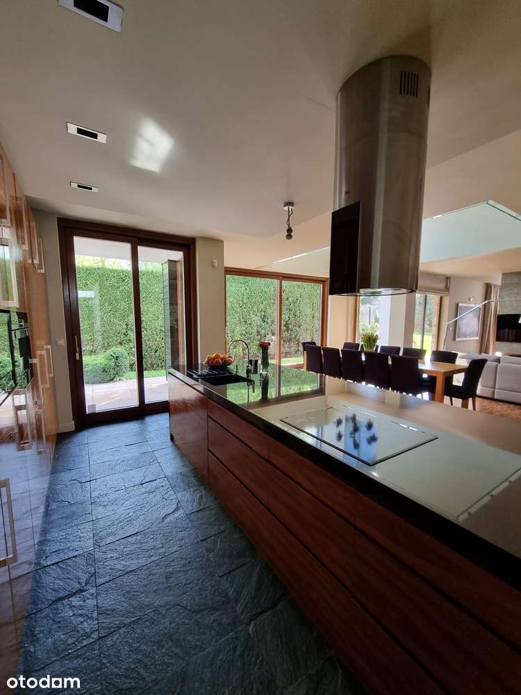 Nowoczesny dom z wysokim salonem i pięknym ogrodem – Libertów / Kraków - Pełny obrazek: 5/20