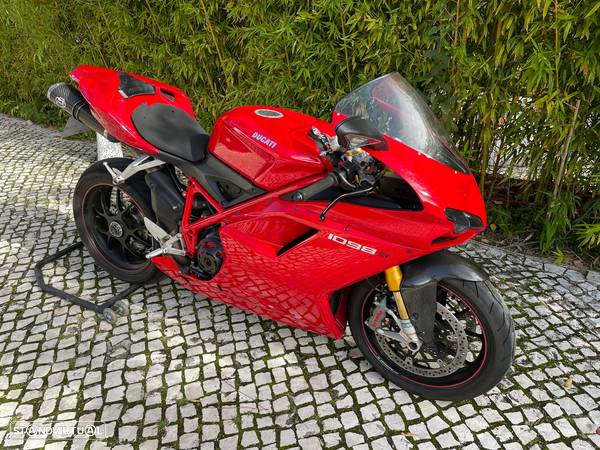 Ducati 1098 S - 2