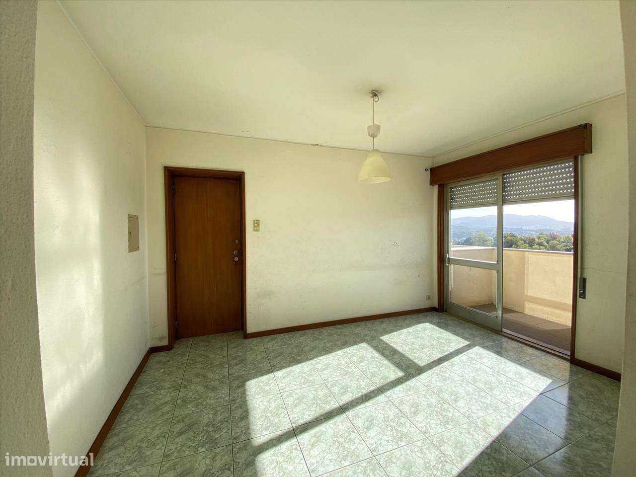 Apartamento T2 em Arcozelo Barcelos  com Varanda e Elevador - Grande imagem: 3/17