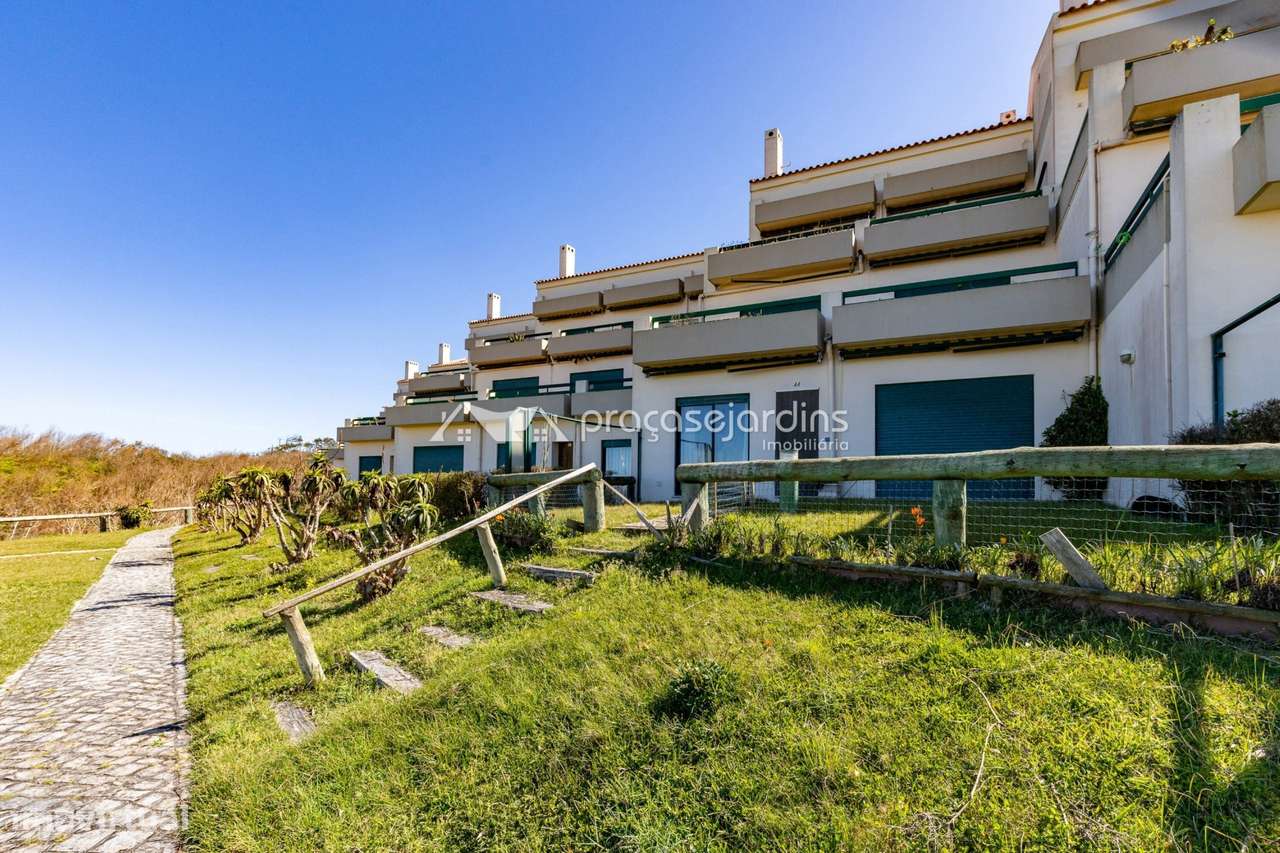 Apartamento na Praia das Paredes - Grande imagem: 4/22