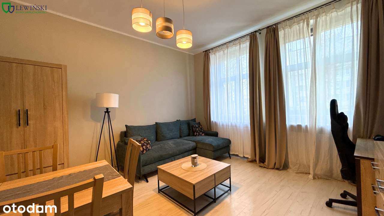 Przestronne 2-pokojowe mieszkanie w świetnej lokalizacji – Przy PKiW-3