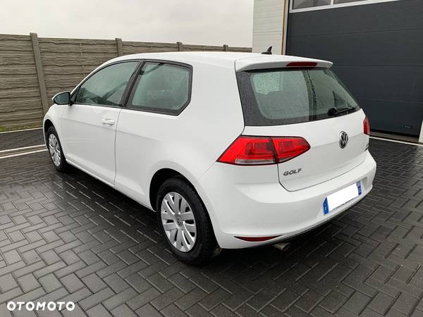 Volkswagen Golf 1.6 TDI BlueMotion Comfortline - 33