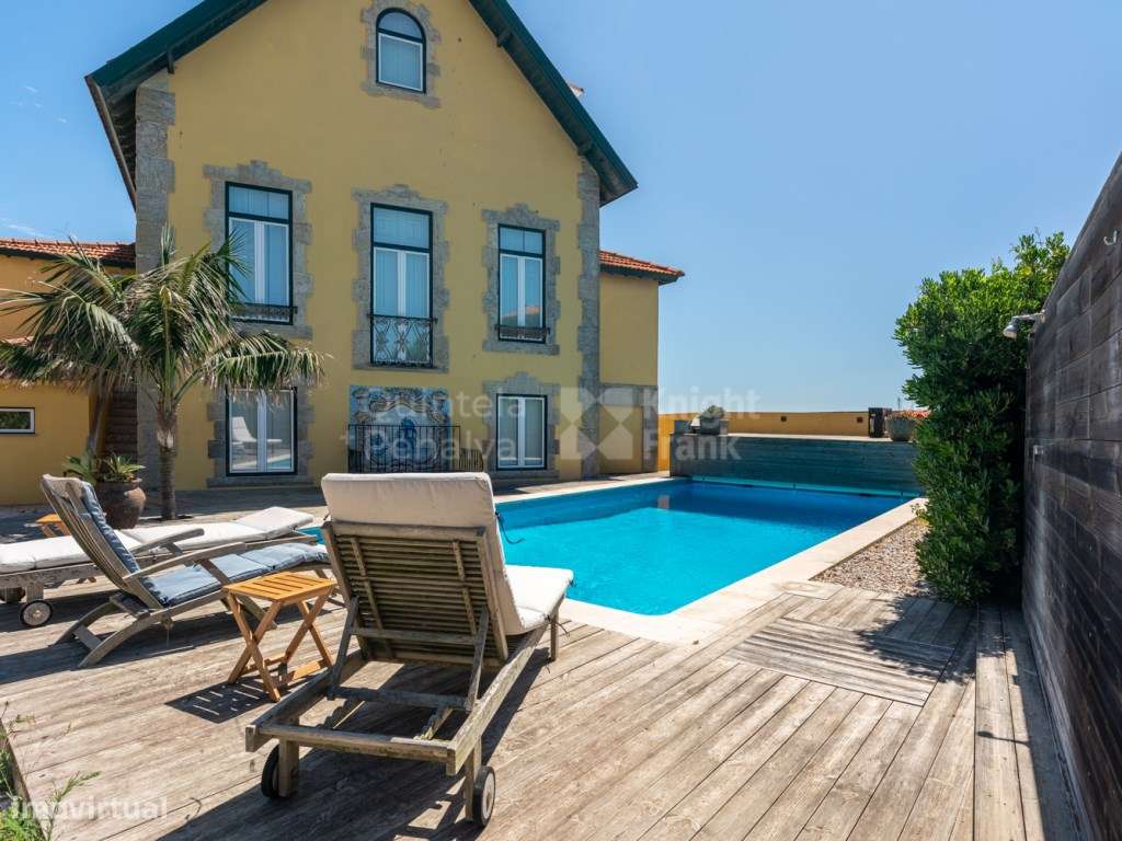 Moradia T5+T1 com móveis e vista mar para arrendar na Parede - Grande imagem: 1/46