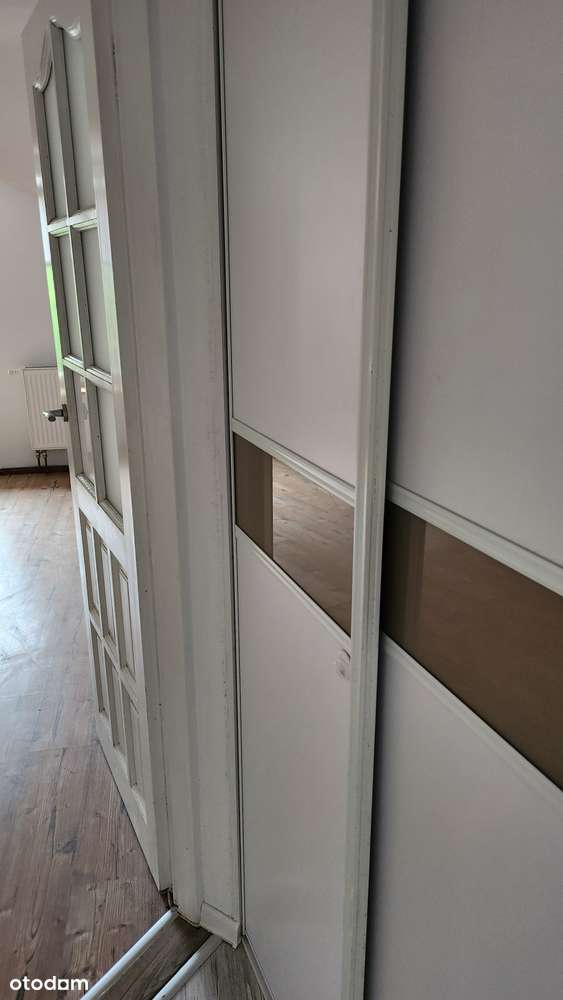 Przestronne 4-pokojowe mieszkanie z ogrzewaniem gazowym-7