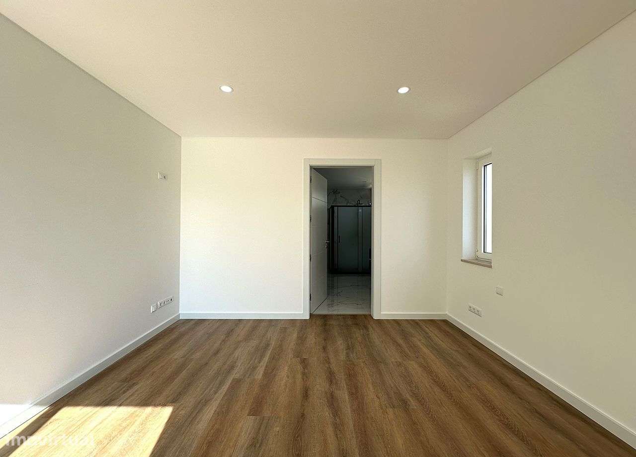 Magnífica Moradia V4 com vista desafogada - Abelheira Lourinhã-17