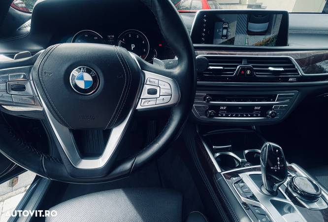 BMW Seria 7 750Ld xDrive - 17