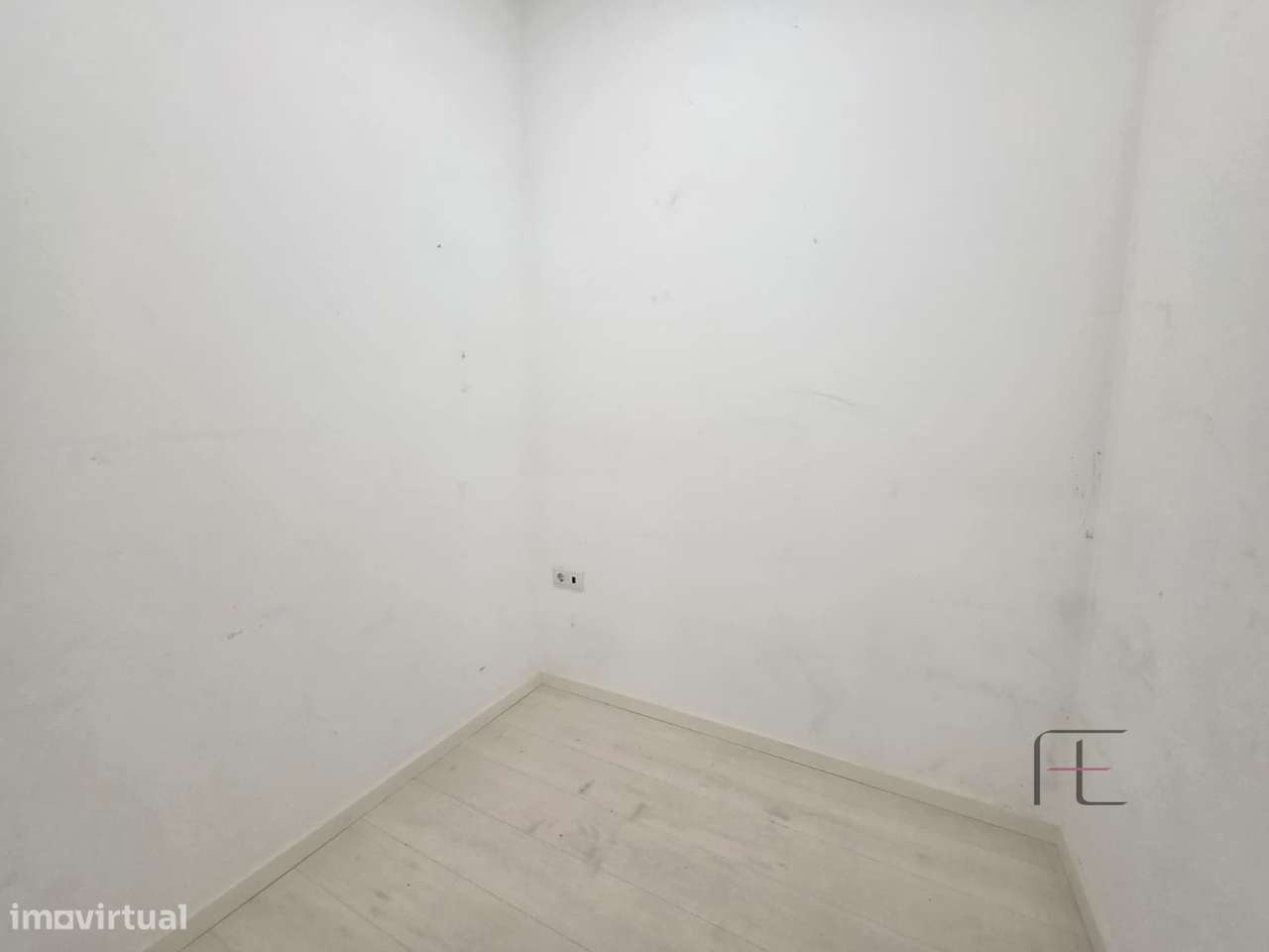 Loja  Venda em Rio Tinto,Gondomar-6