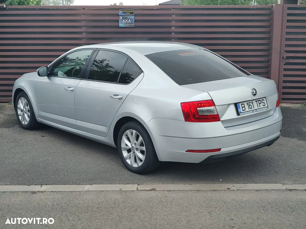 Skoda Octavia 1.6 TDI Style - 3