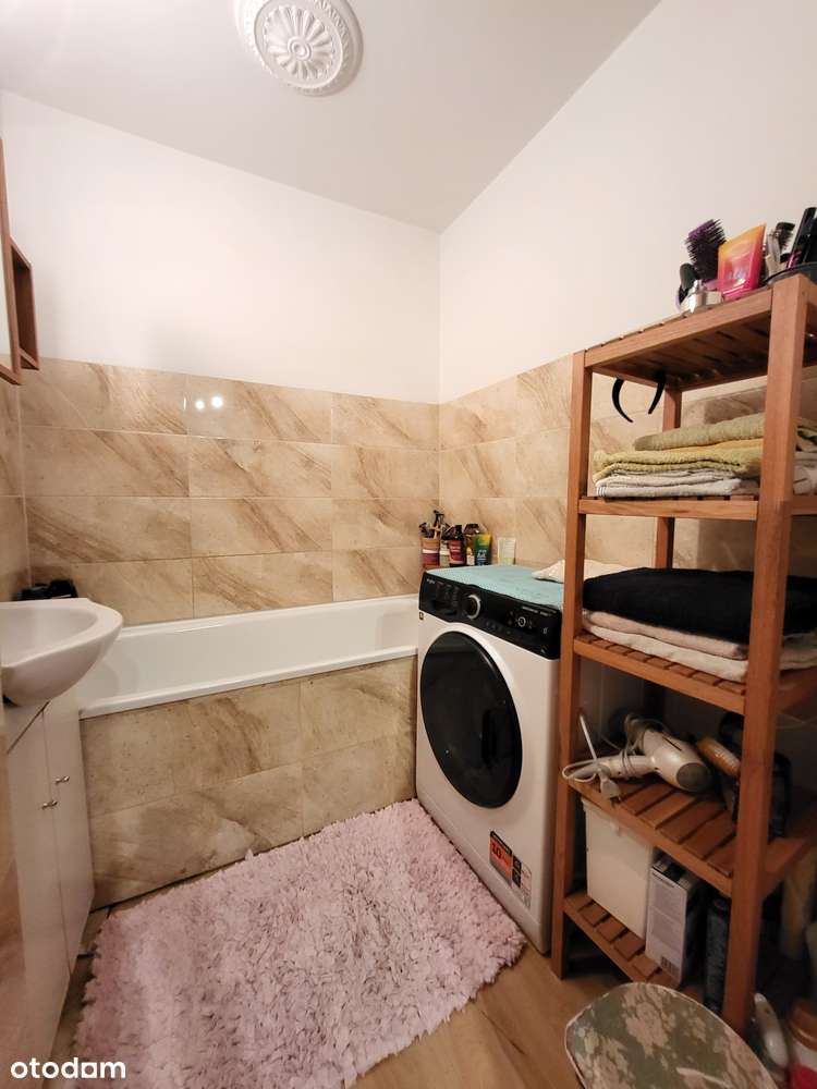 Przestronne mieszkanie z balkonem i świetną lokalizacją-10