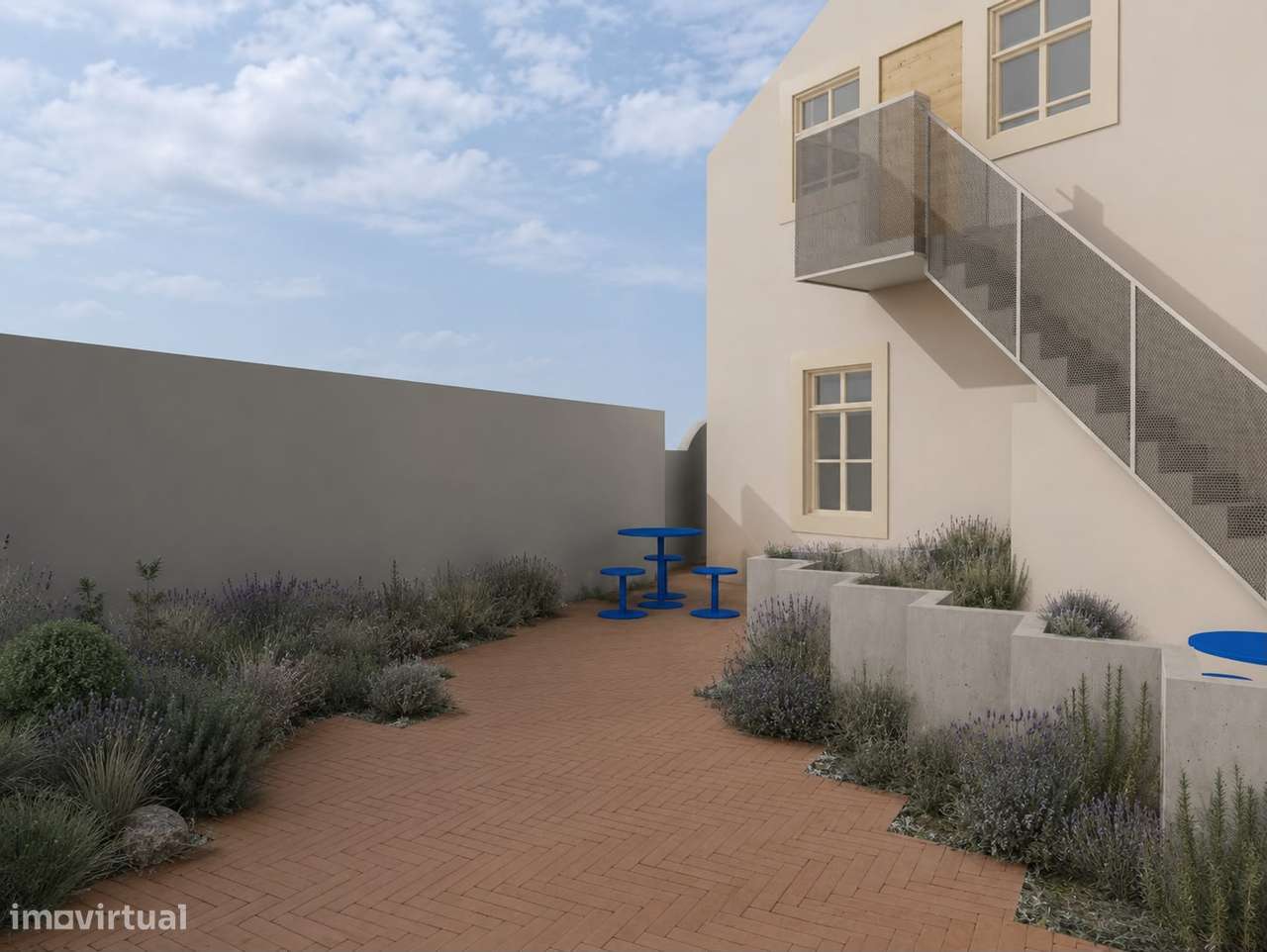 Moradia de dois pisos para remodelar - centro da Amadora-6