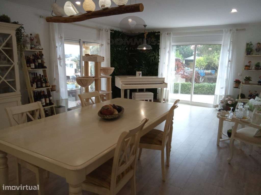 Moradia V3 / Quinta com Piscina-9