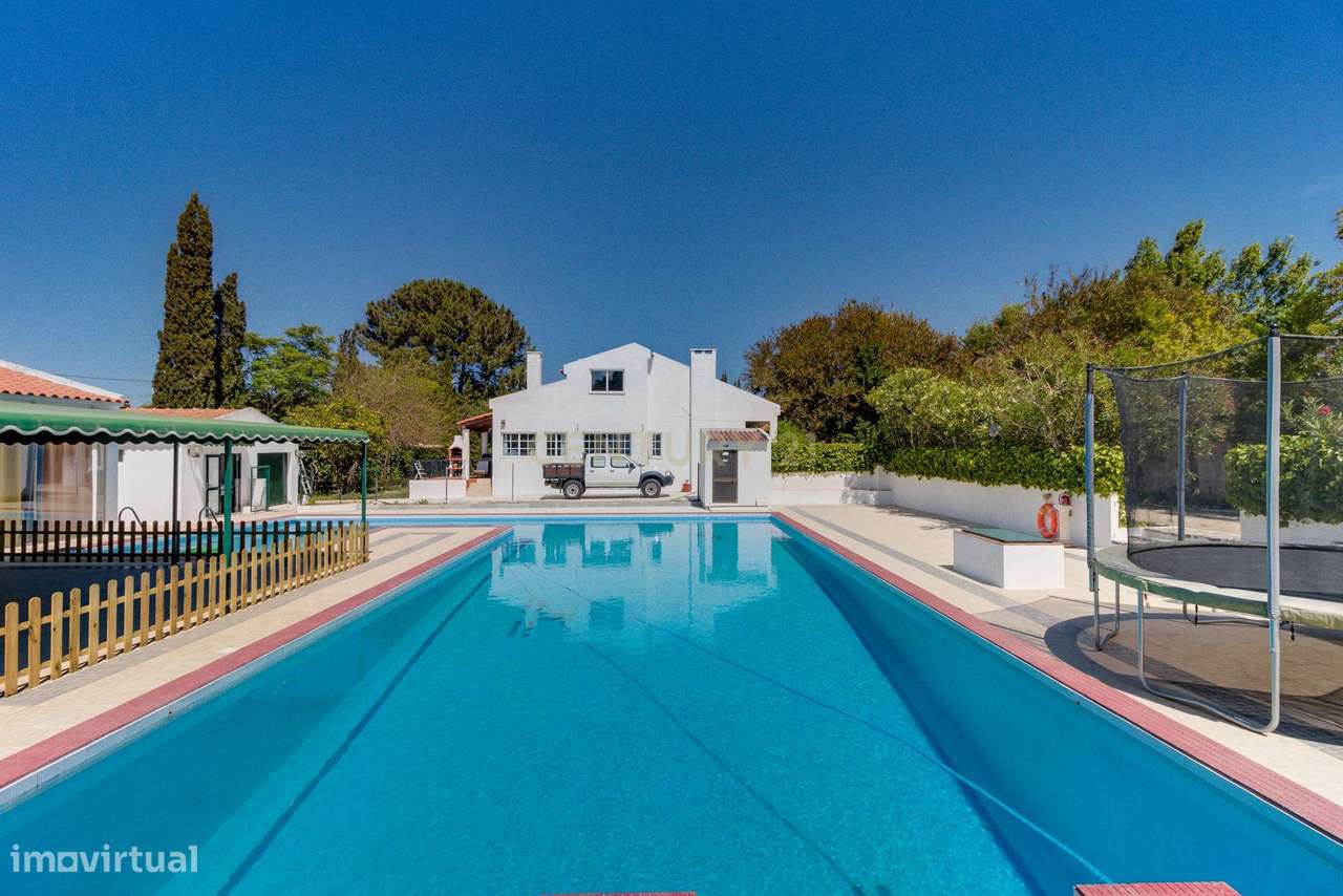 Quinta à venda em Palmela com enorme potencial para viver ou rentabili - Grande imagem: 4/27