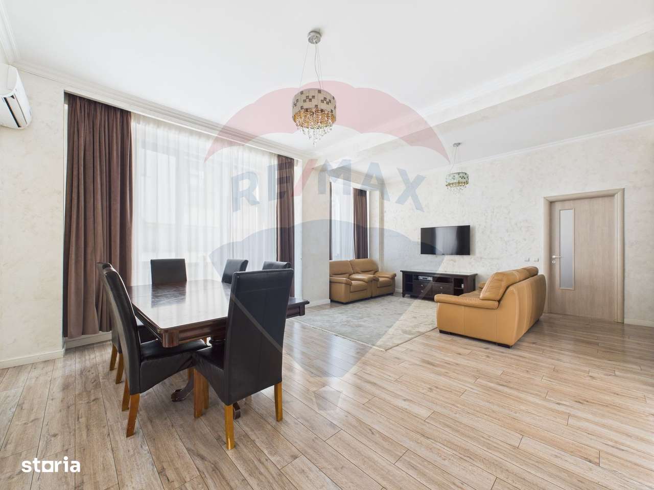 Apartament deosebit cu 3 camere | Curte 63 mp | Damaroaia - Imagine principală: 5/19