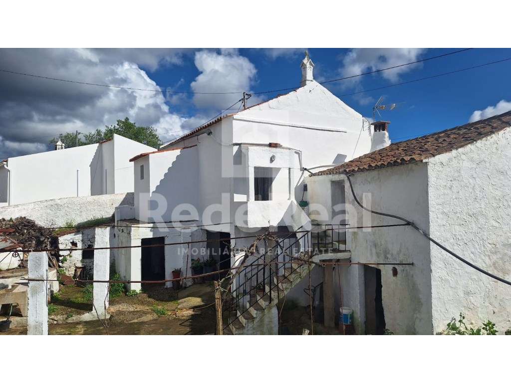 Moradia T2 tipica Algarvia com vista campo-15