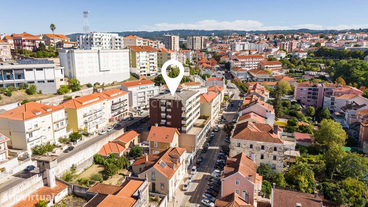 T6 com terraço de 150 m² em Celas-0