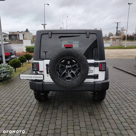 Jeep Wrangler - 7