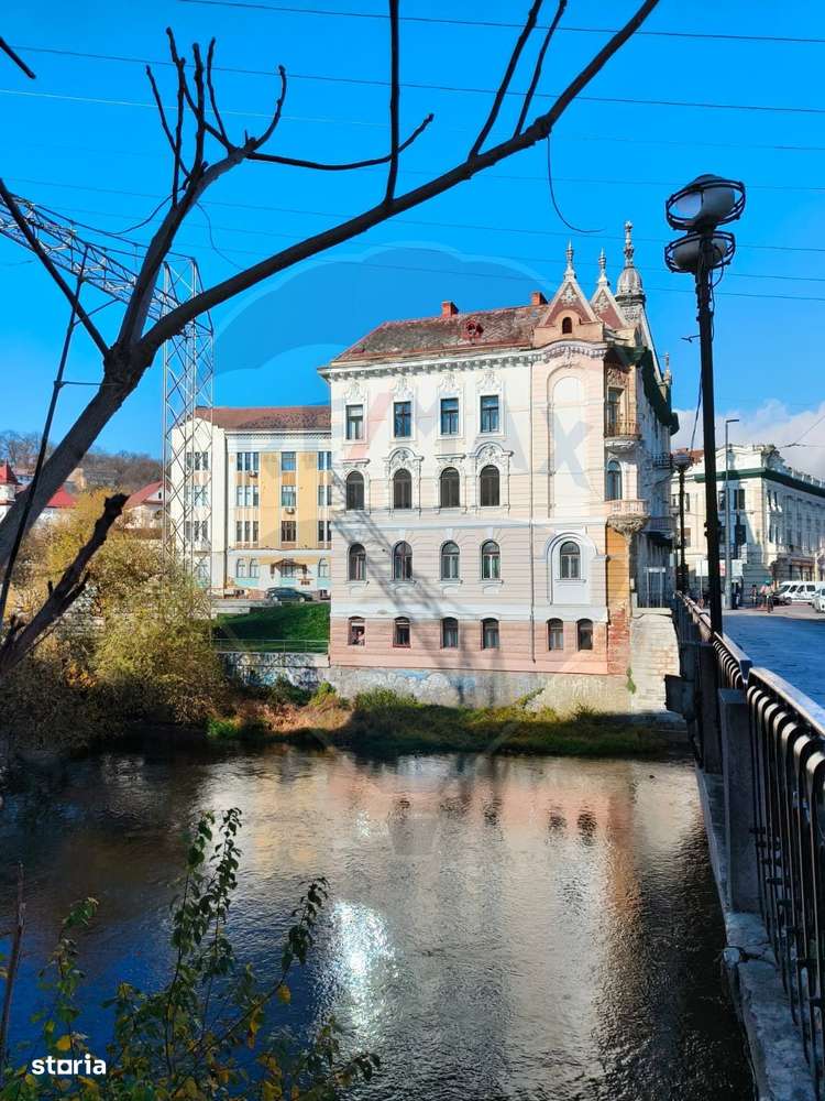 Apartament de vânzare în Palatul Berde, strada Horea-0