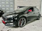 Ford Focus 2.0i ST-2 - 2