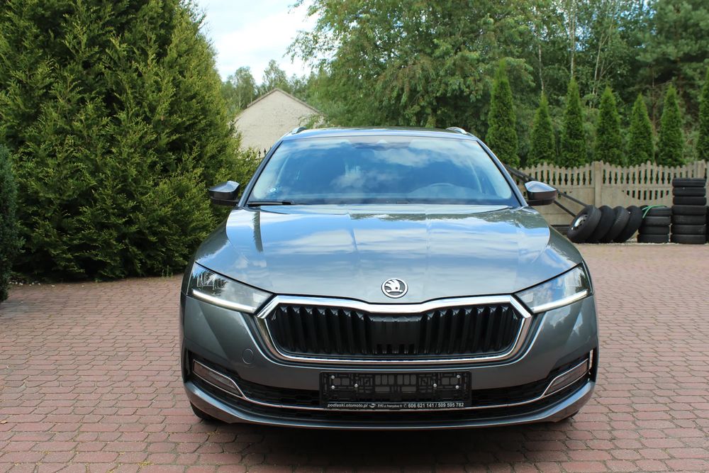 Skoda Octavia IV (2020-) 2.0 TDI DSG Exclusive 2022
